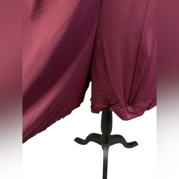 Torrid Challis Romper in burgundy women’s sz 1 1X 14/16 new nwt - Picture 5 of 12
